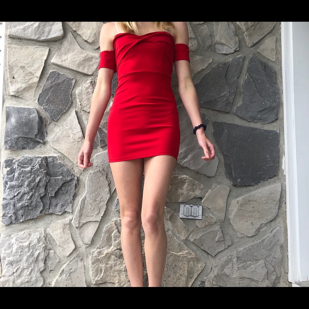 Windsor Red Part Dress